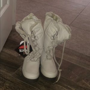 Totes Snow/Rain boots